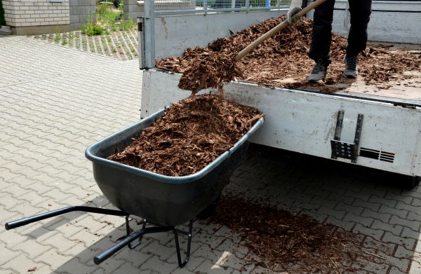 Bulk Mulch Delivery in Jackson