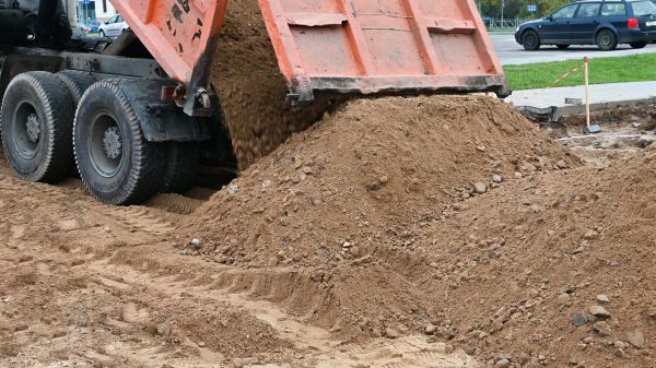 Fill Dirt Delivery in Jackson